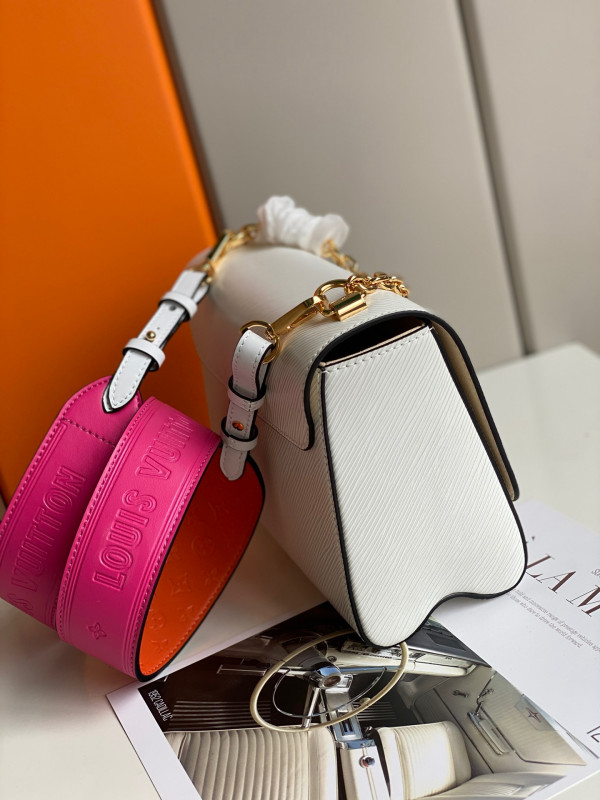 l**is V*t*n twist mm