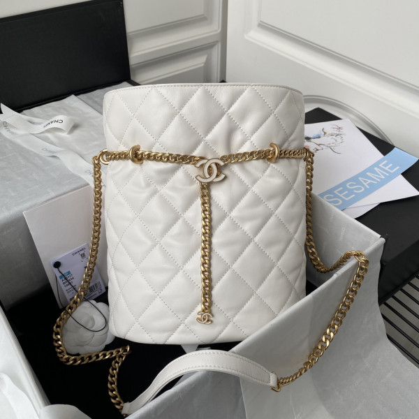 CL BUCKET BAG