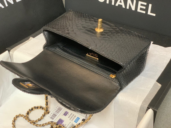 CL MINI FLAP BAG WITH TOP HANDLE