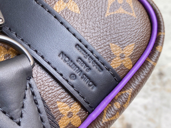 l**is V*t*n keepall bandouliÈre 25