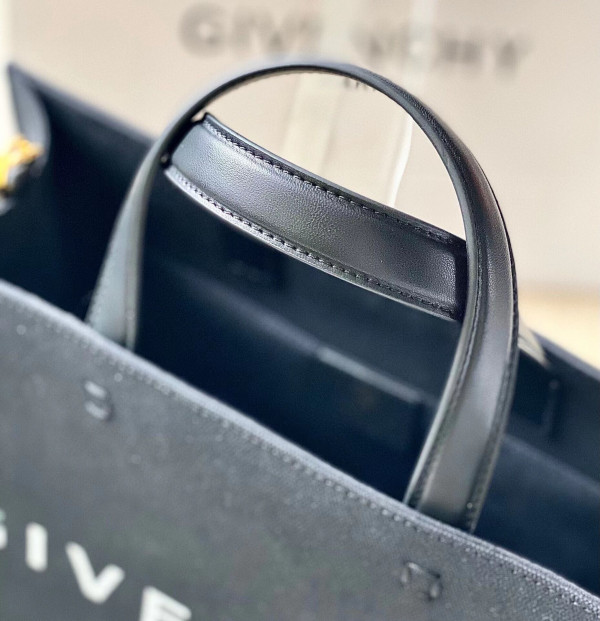GIVENCHY TOTE BAG