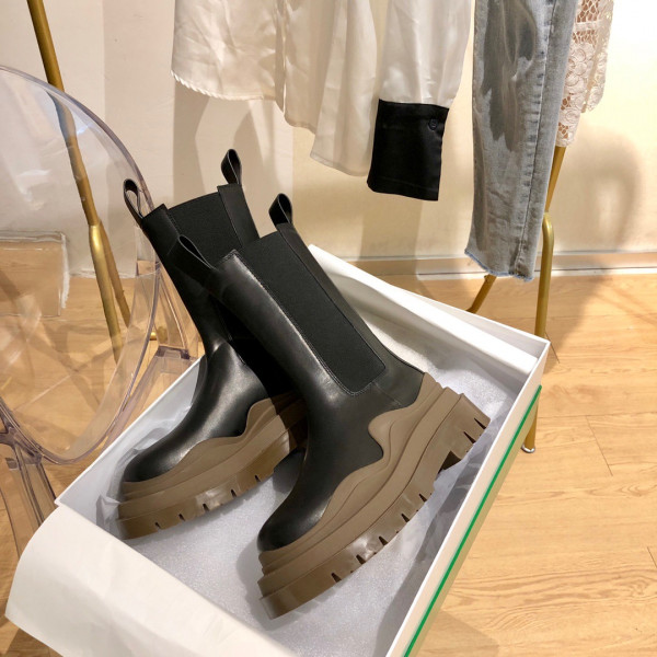 Bo*te*ga ve*ne*ta tire