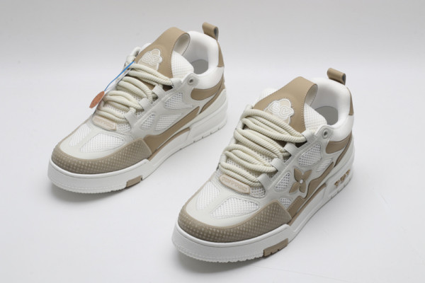 l**is V*t*n trainer sneaker