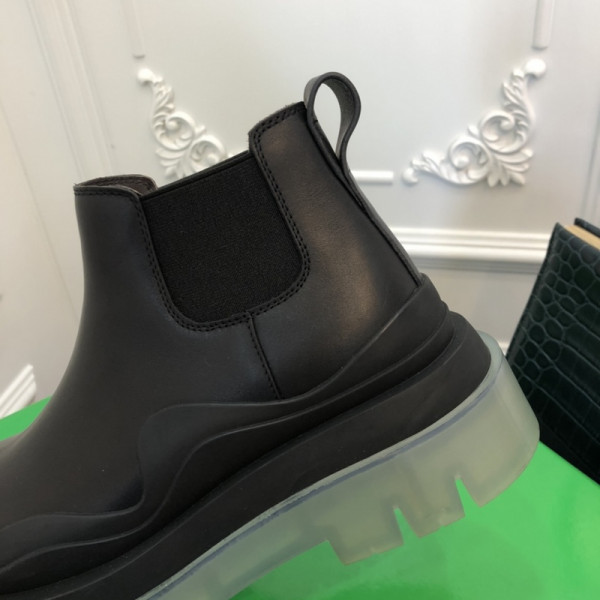 Bo*te*ga ve*ne*ta tire