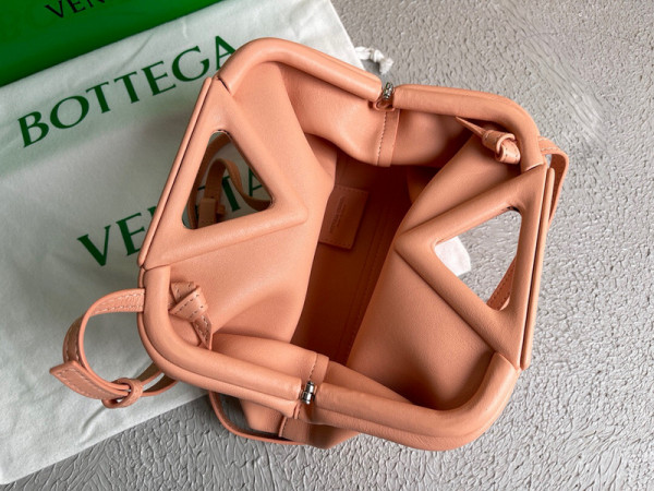 Bo*te*ga ve*ne*ta point