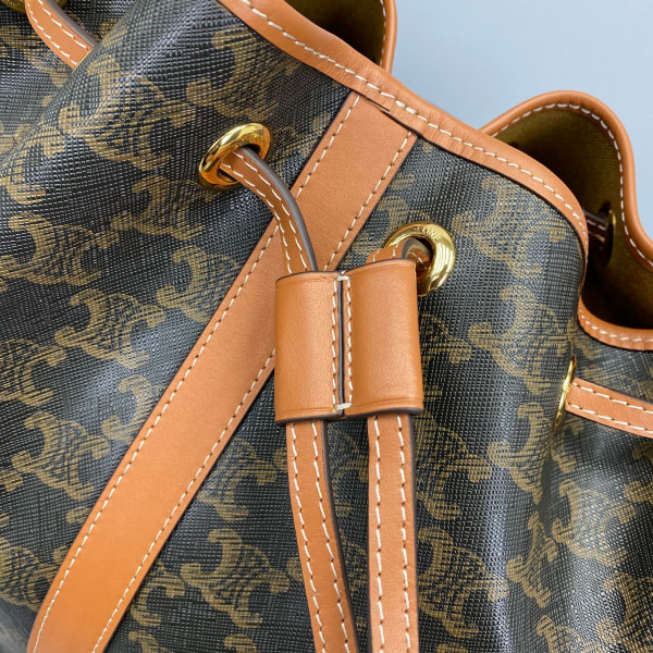 Ce**e medium sailor bag in triomphe canvas