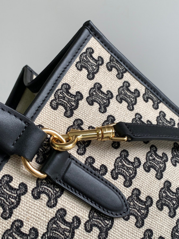 Ce**e horizontal cabas in textile with triomphe embroidery