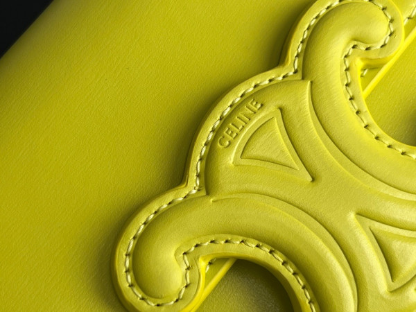 Ce**e triomphe shoulder bag