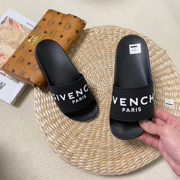 GIVENCHY sildes