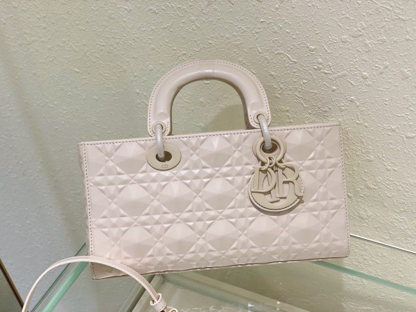 D*or lady d-joy bag