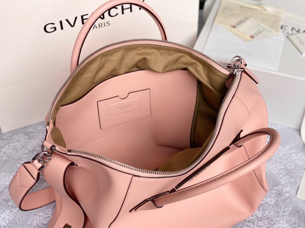 GIVENCHY ANTIGONA SOFT