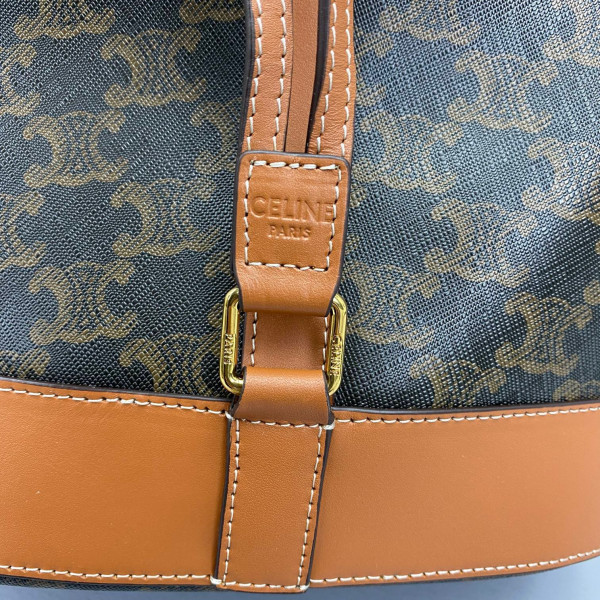 Ce**e medium sailor bag in triomphe canvas