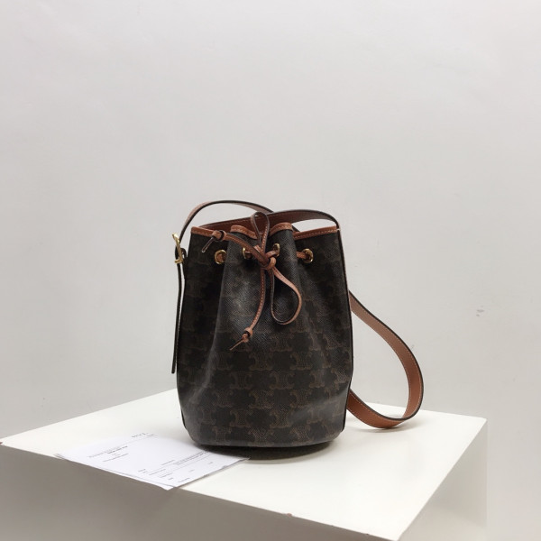 Ce**e small drawstring bag in triomphe canvas