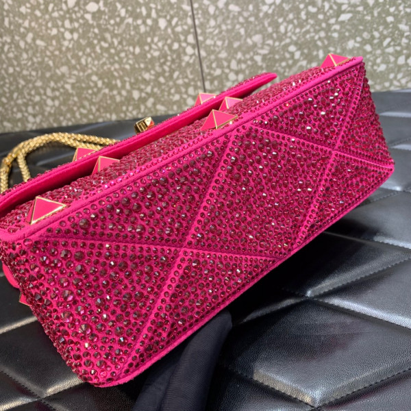 VALENTINO MEDIUM ROMAN STUD THE SHOULDER BAG WITH CHAIN