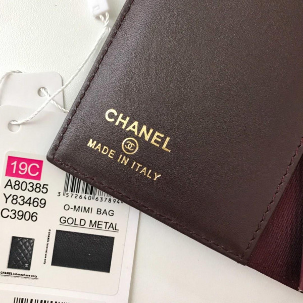 CL PASSPORT HOLDER