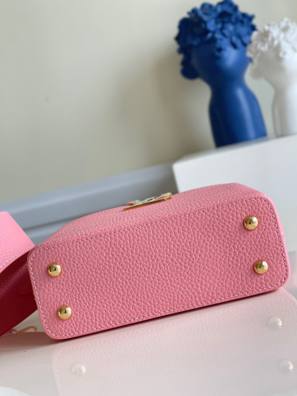 l**is V*t*n capucines mini