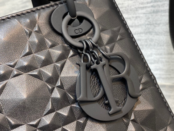 lady D*or small-20-16.5-8cm