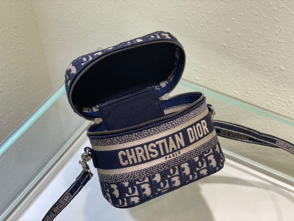 D*or small D*ortravel vanity case-18.5-13-10.5cm