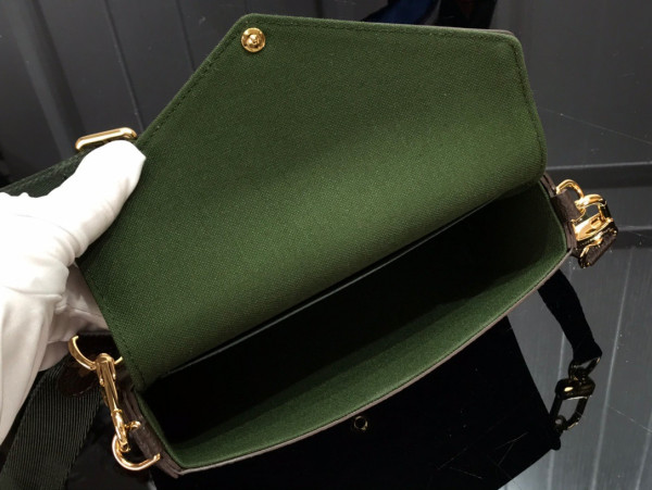 l**is V*t*n felicie strap & go