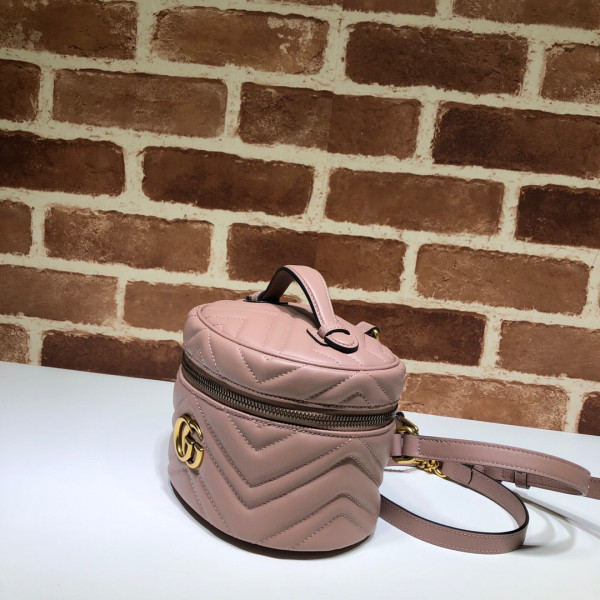 G*u*i gg marmont mini backpack