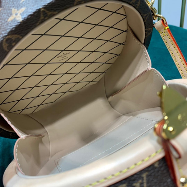 l**is V*t*n petite boite chapeau