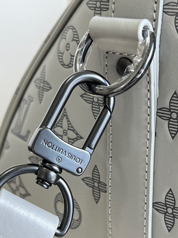 l**is V*t*n keepall 50b