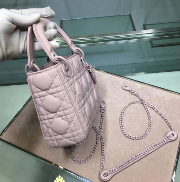 lady D*or ultra matte