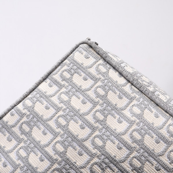 D*or d-bubble bucket bag