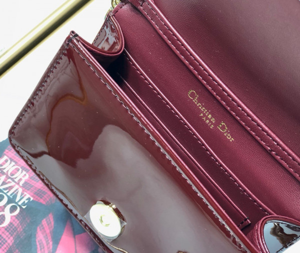 lady D*or nano pouch