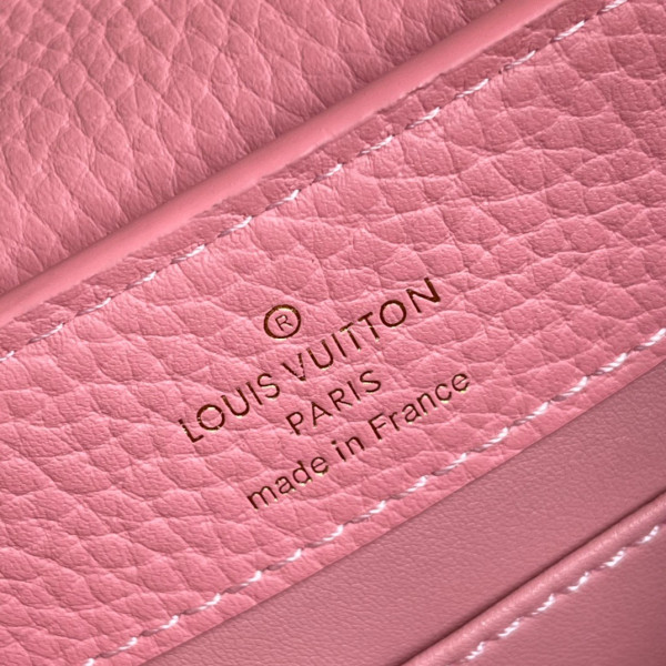 l**is V*t*n capucines mini