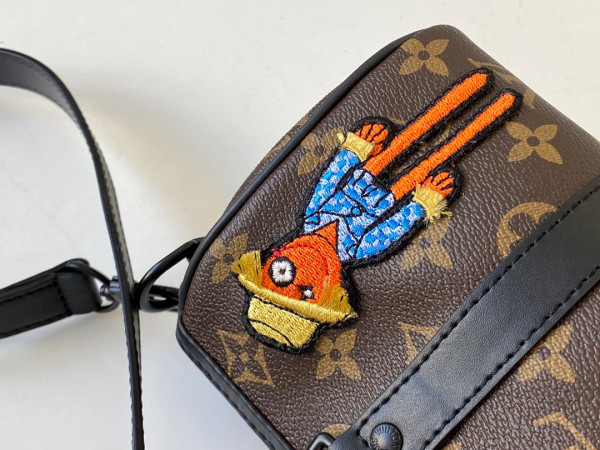 l**is V*t*n nano leepall