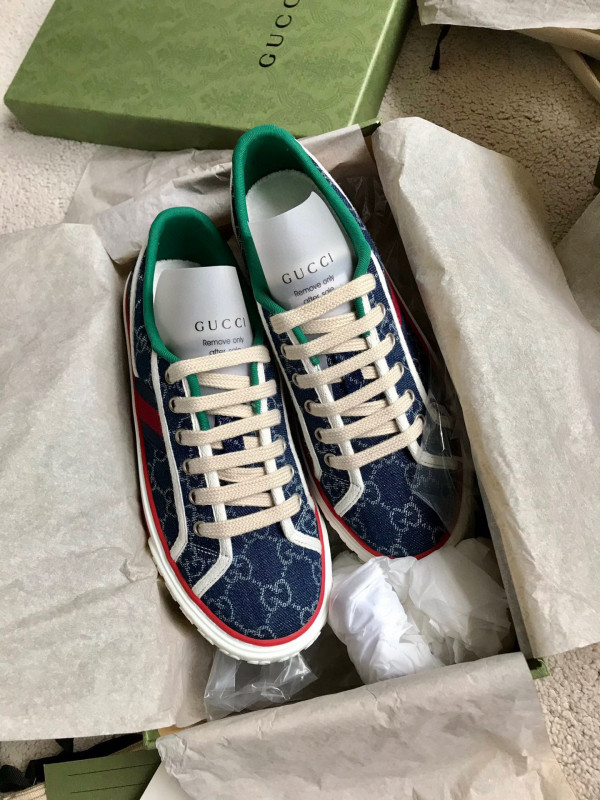G*u*i tennis 1977 sneaker