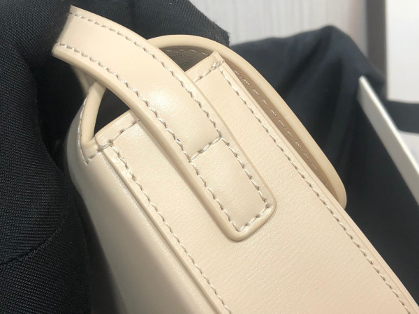 Ce**e triomphe shoulder bag