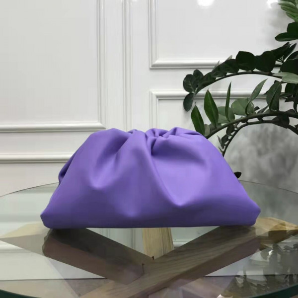 Bo*te*ga ve*ne*ta the pouch