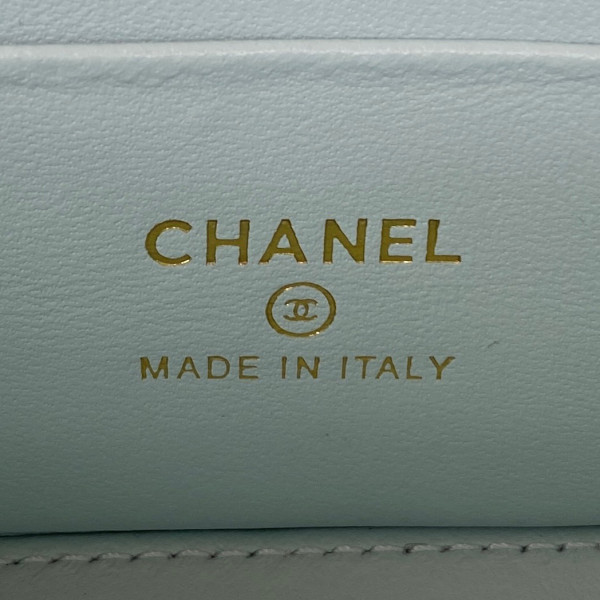 CL SMALL VANITY WITH CLASSIC CHAIN