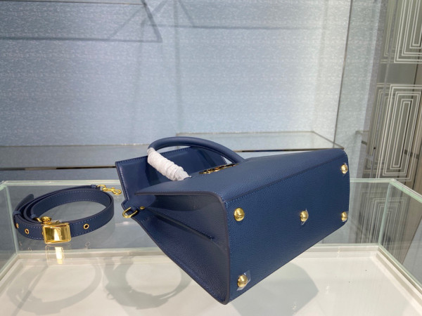 D*or large st honorÉ tote