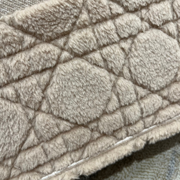 large D*or book tote