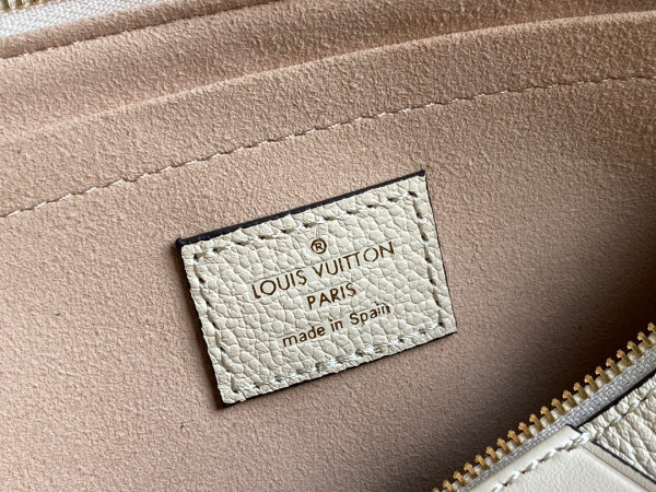 l**is V*t*n multi pochette accessoires