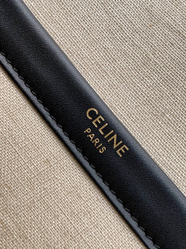 Ce**e horizontal cabas in textile with triomphe embroidery