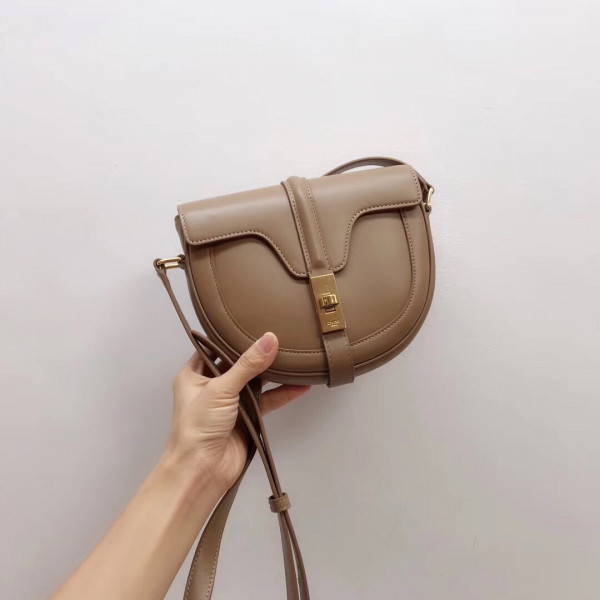 Ce**e small besace 16 bag in satinated calfskin