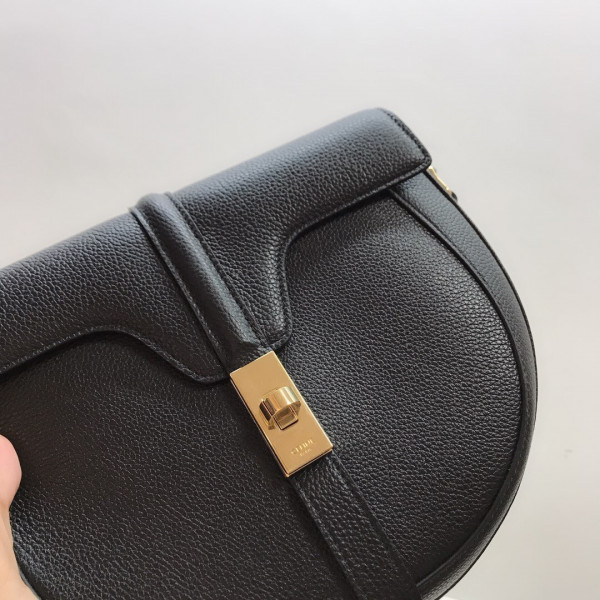 Ce**e besace 16 bag in grained calfskin
