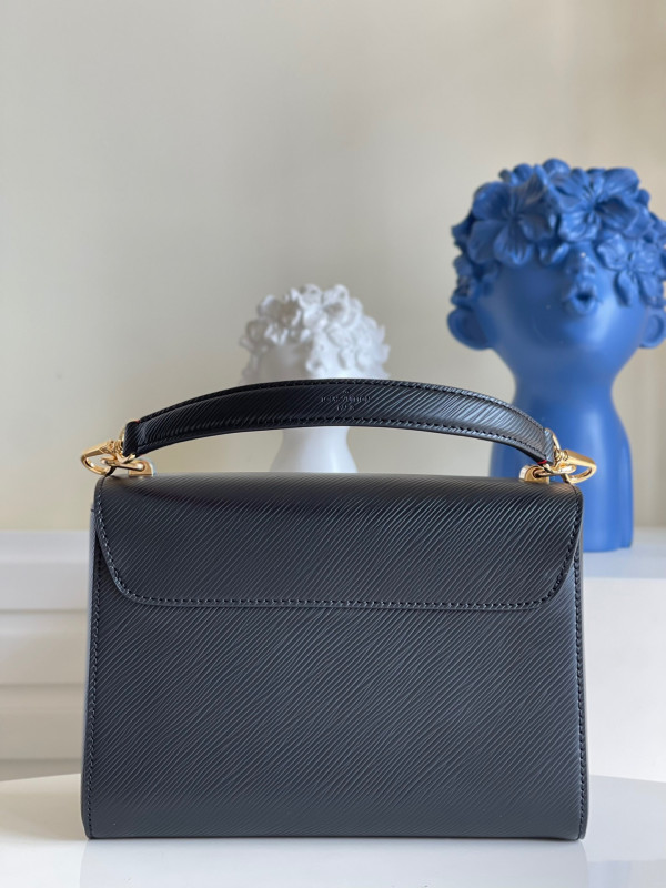 l**is V*t*n twist mm