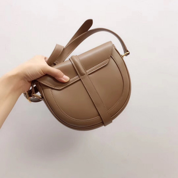 Ce**e small besace 16 bag in satinated calfskin