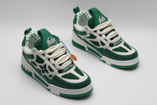 l**is V*t*n trainer sneaker