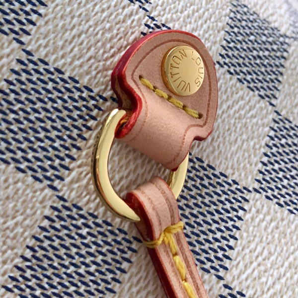 l**is V*t*n neverfull gm