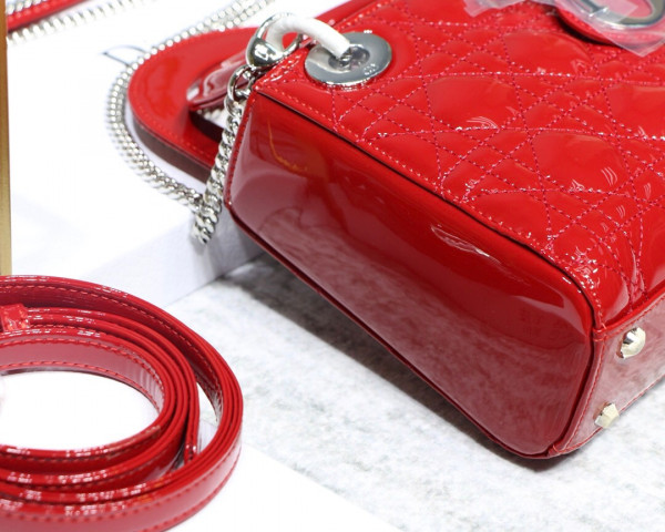 lady D*or mini with cow patent leather