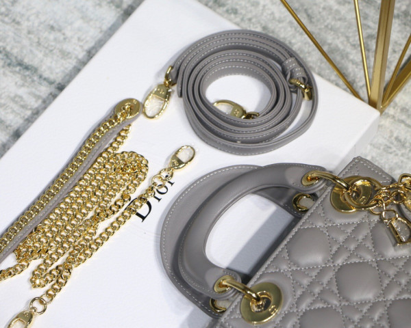 lady D*or mini with lambskin