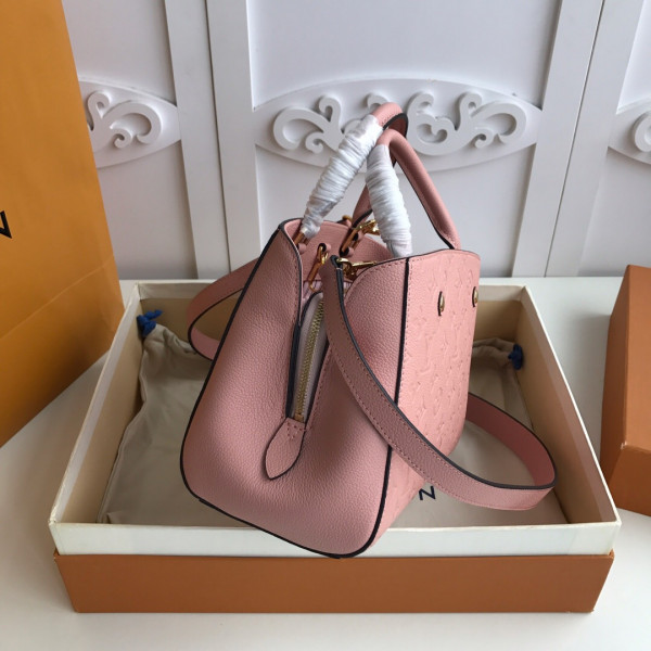 l**is V*t*n montaigne bb