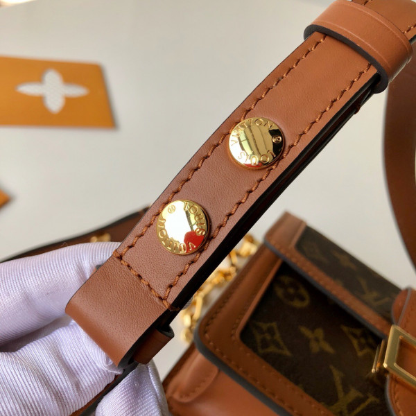 l**is V*t*n dauphine mini（2019 spring show）