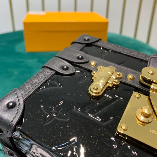 l**is V*t*n petite malle